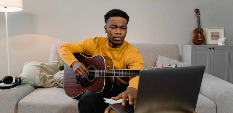 Türkiye’nin Yıldızları Sosyal Medyanın En Ünlü İsimleri Kimler